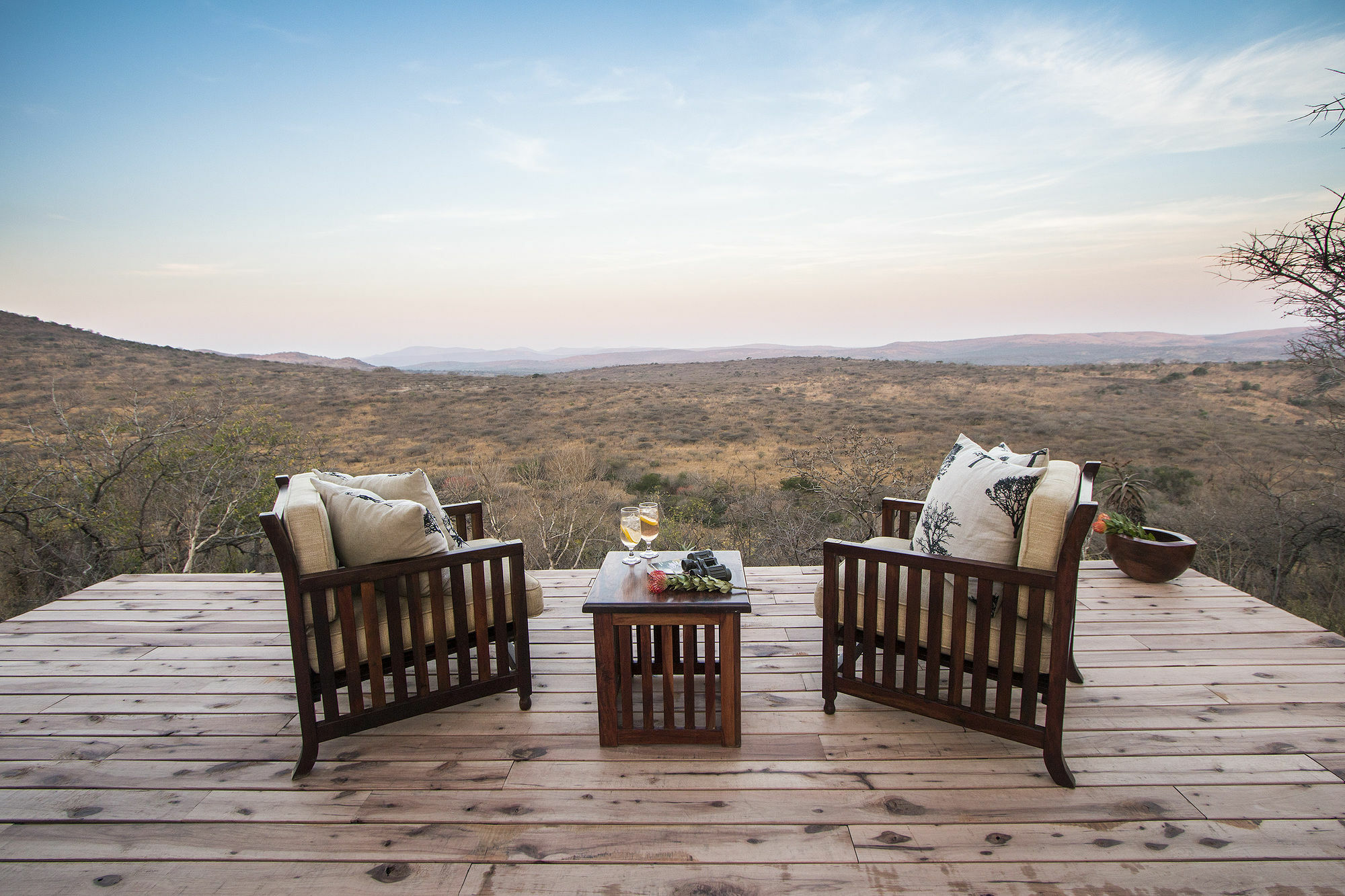 Rhino Ridge Safari Lodge KwaNompondo Kültér fotó